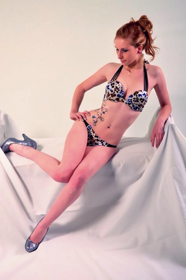 Female model photo shoot of Morgoxlove 