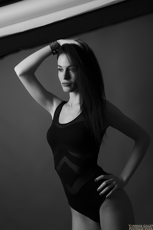 Female model photo shoot of laura vaiser