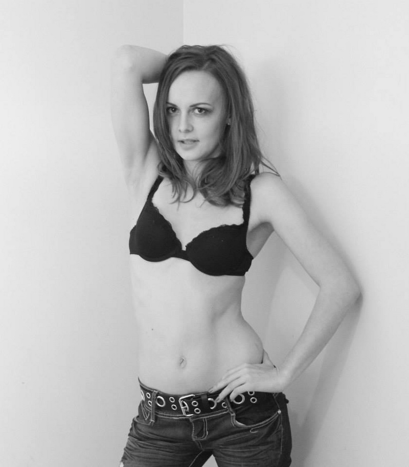 Female model photo shoot of Amber Dawn Epps