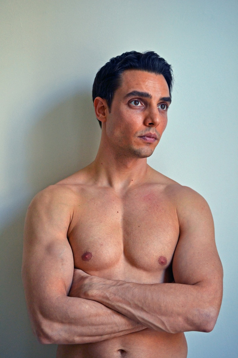 Male model photo shoot of Ryan Russell Izay, art by Starrfish