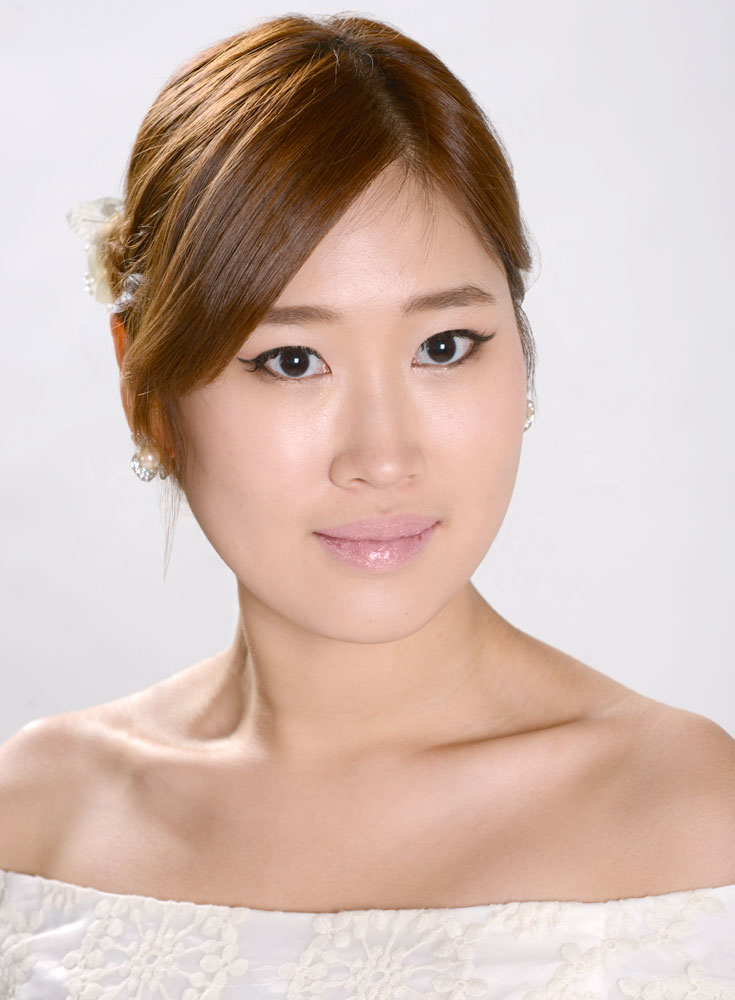 Female model photo shoot of MUA Lisa Lee
