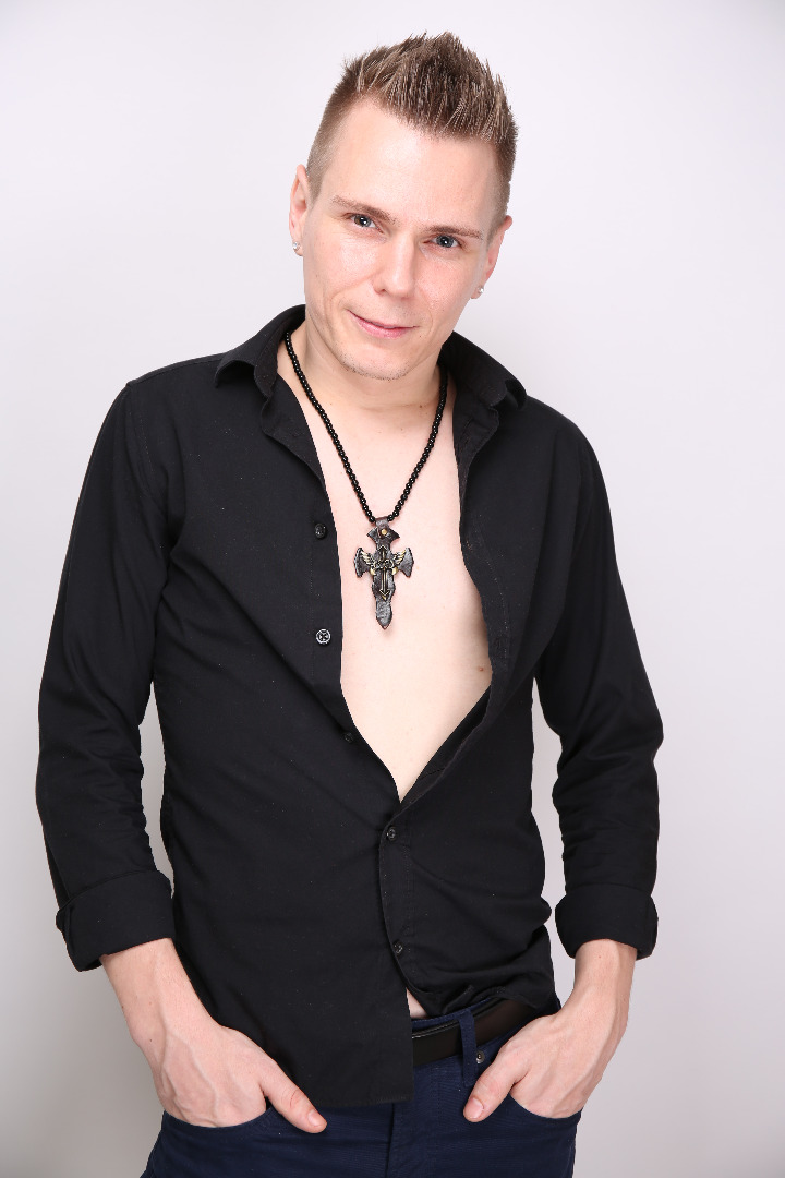 Male model photo shoot of PatrickCZ