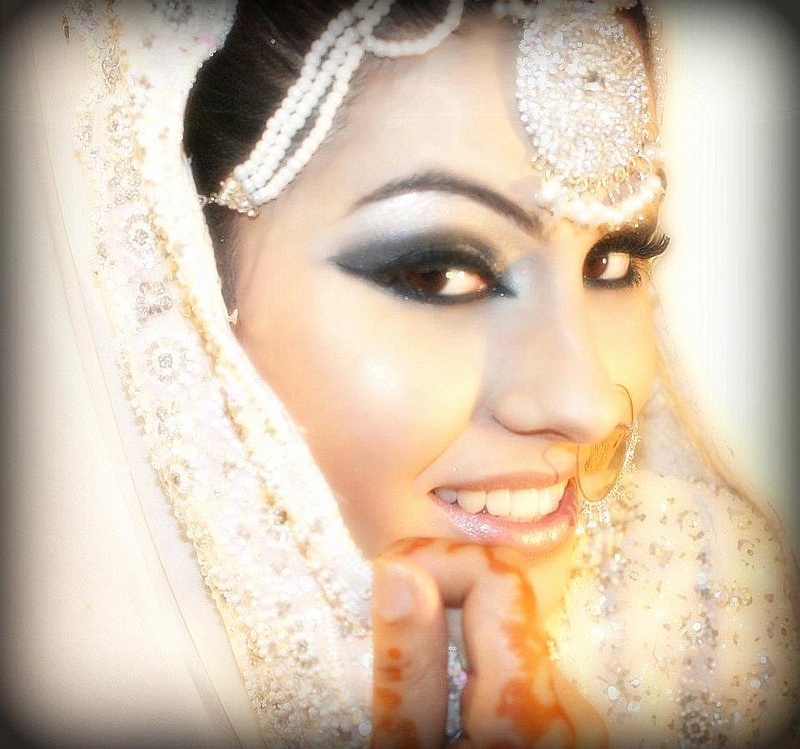 Female model photo shoot of Mahnoor__