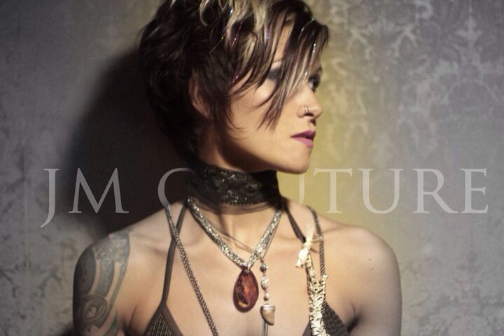 Female model photo shoot of Almostfamous09