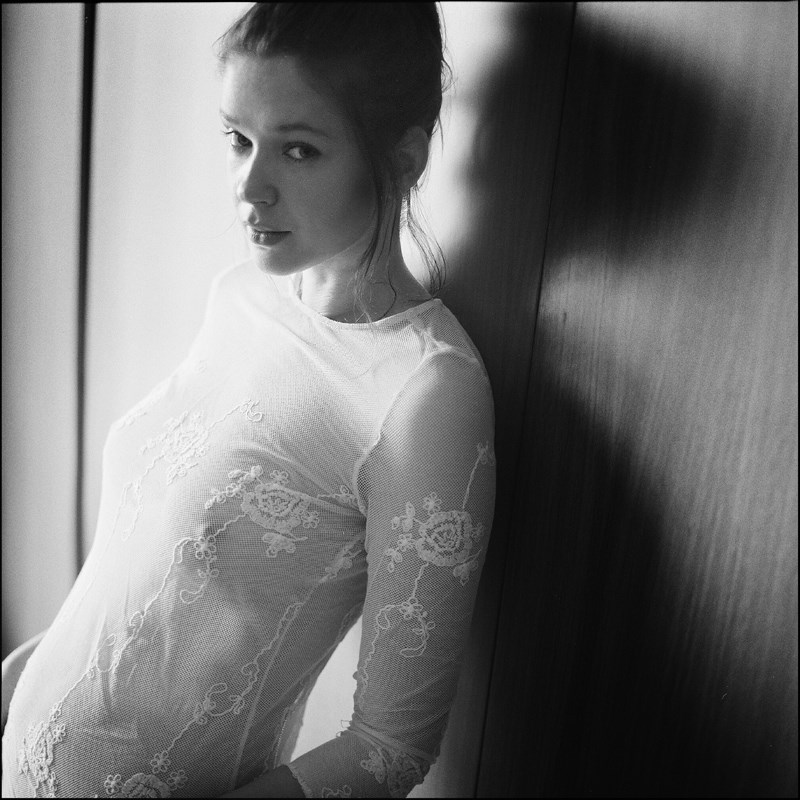 Female model photo shoot of Izabela sokolowska