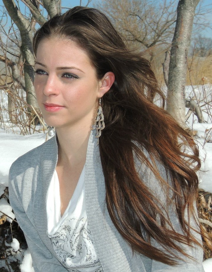 Female model photo shoot of Megan Sammut
