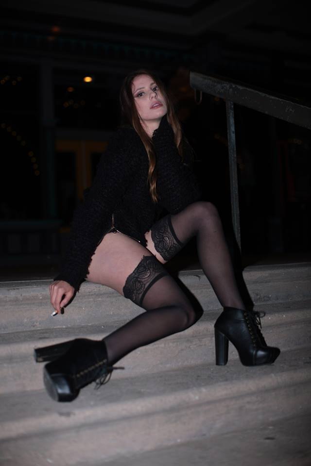 Female model photo shoot of Meri Dwyer in Santa Cruz Boardwalk