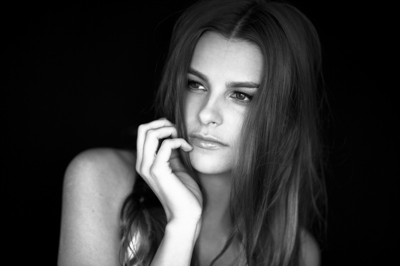 Female model photo shoot of Natalie Wentworth