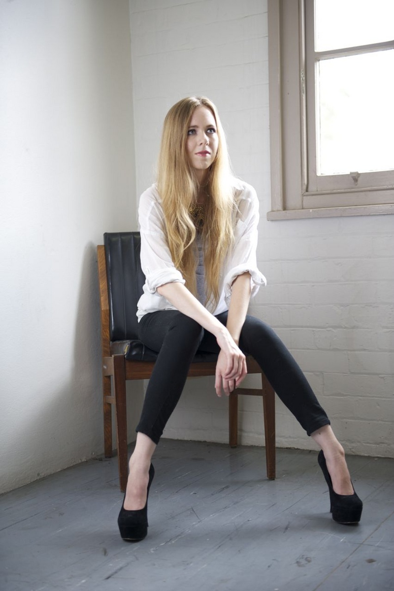 Female model photo shoot of Andrea McLennan