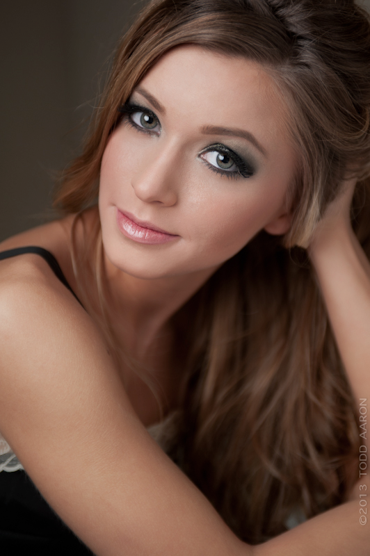 Female model photo shoot of Lauren Ethredge