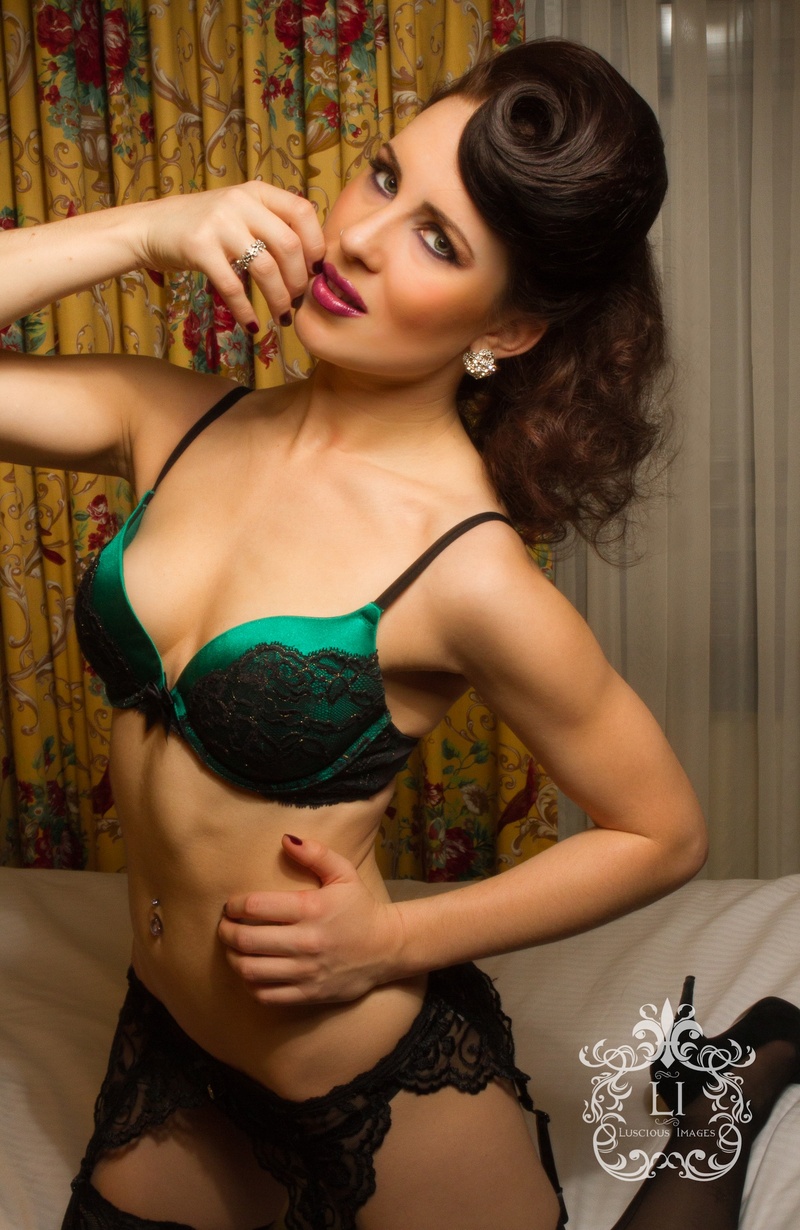 Female model photo shoot of Savija Ellis by Luscious Images
