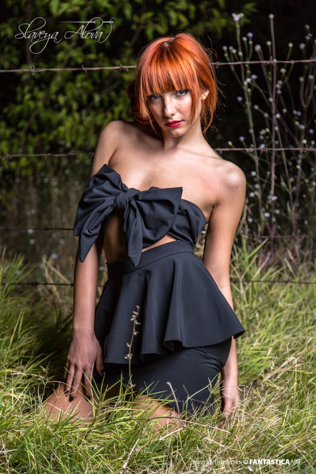 Female model photo shoot of Nicole Angelova
