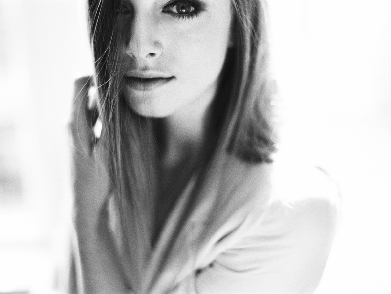 Female model photo shoot of Naomi West