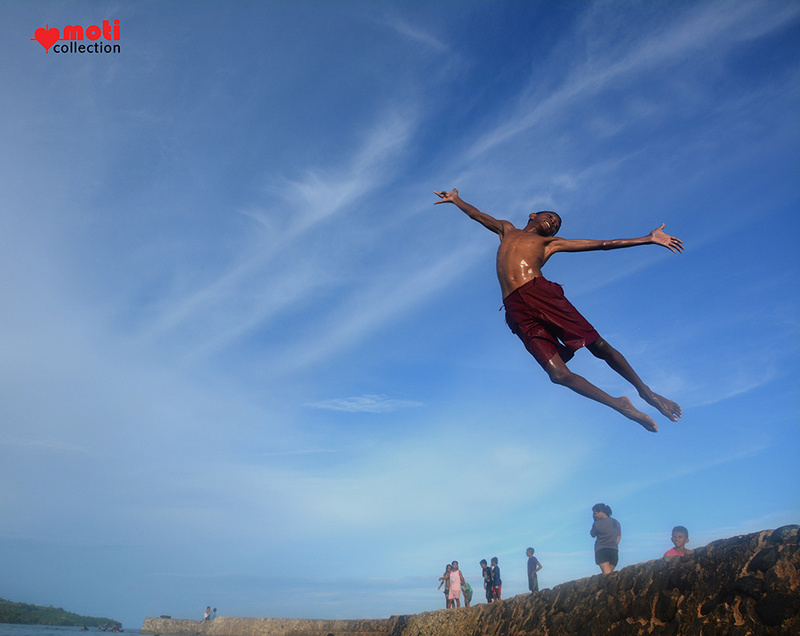 Male model photo shoot of Inti in namalatu beach