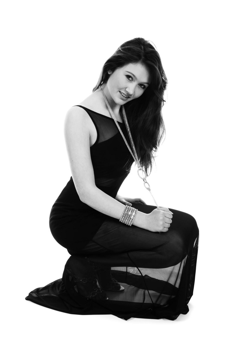 Female model photo shoot of HAHmodelling in Jenni's Dresser