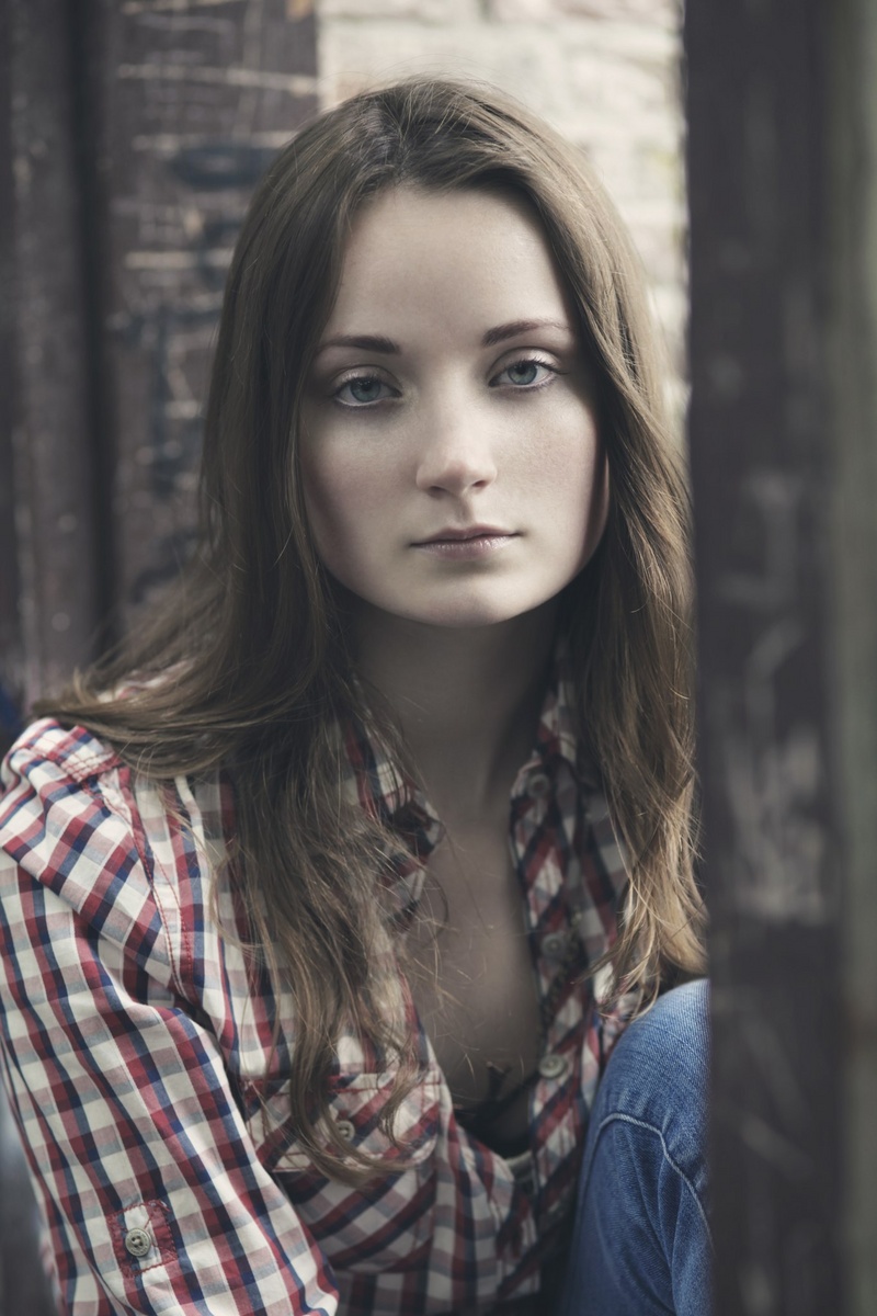 Female model photo shoot of Elizaveta Kiseleva by Horacio Vasquez in Amsterdam