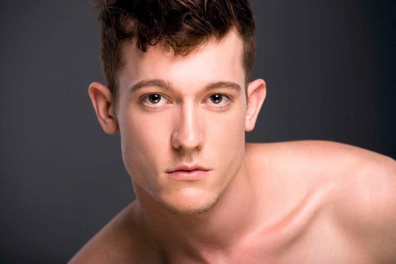 Male model photo shoot of Luke Wiltshire 