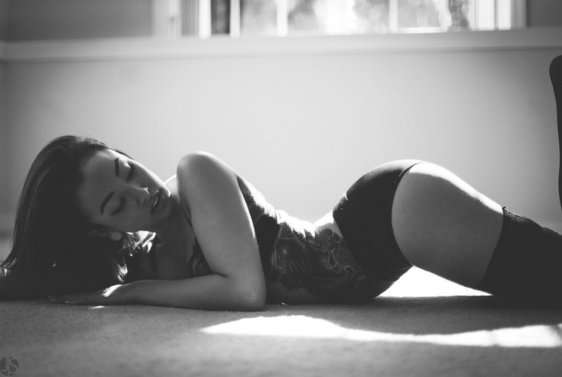 Female model photo shoot of Sierra Rae by Justin Swain