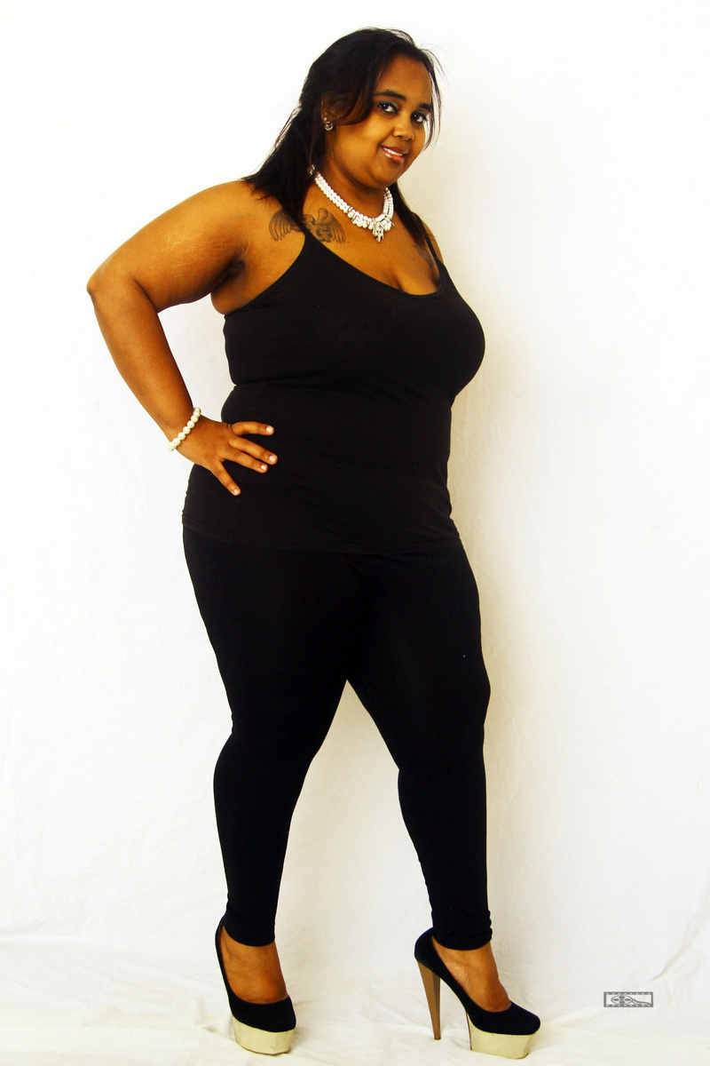 Female model photo shoot of rahel613 in Tony Williams Photography