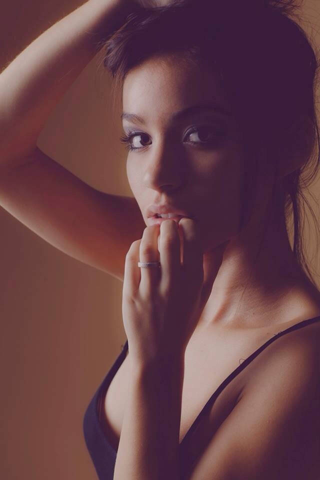 Female model photo shoot of Jessi Ortiz
