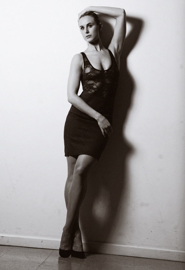 Female model photo shoot of Allison Santini