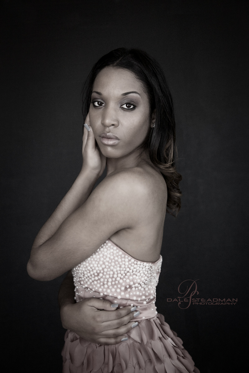 Female model photo shoot of Shavonne W