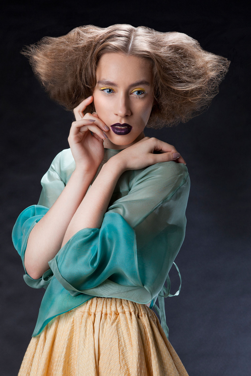 Female model photo shoot of Alison Wallis