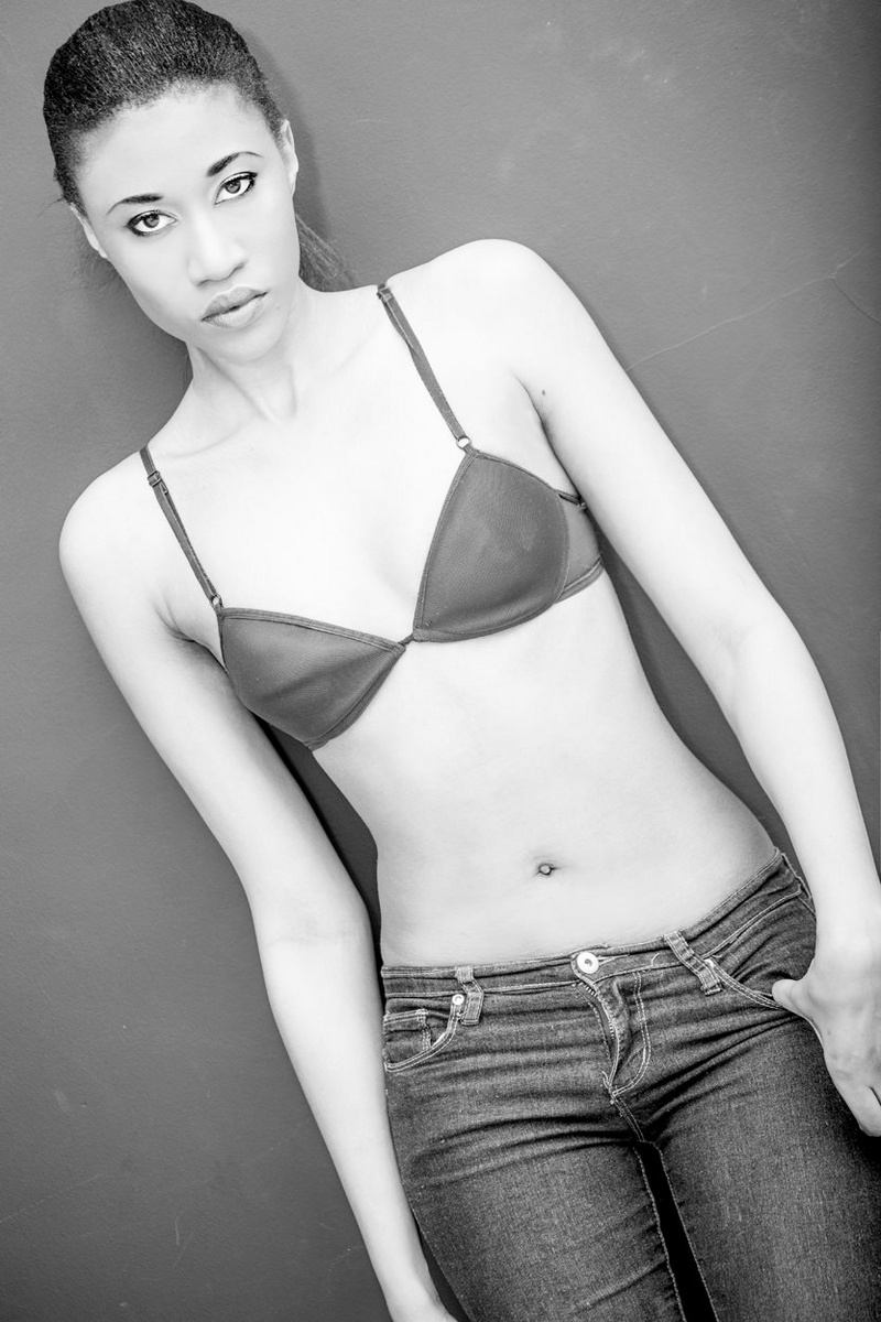 Female model photo shoot of Regina Manneh