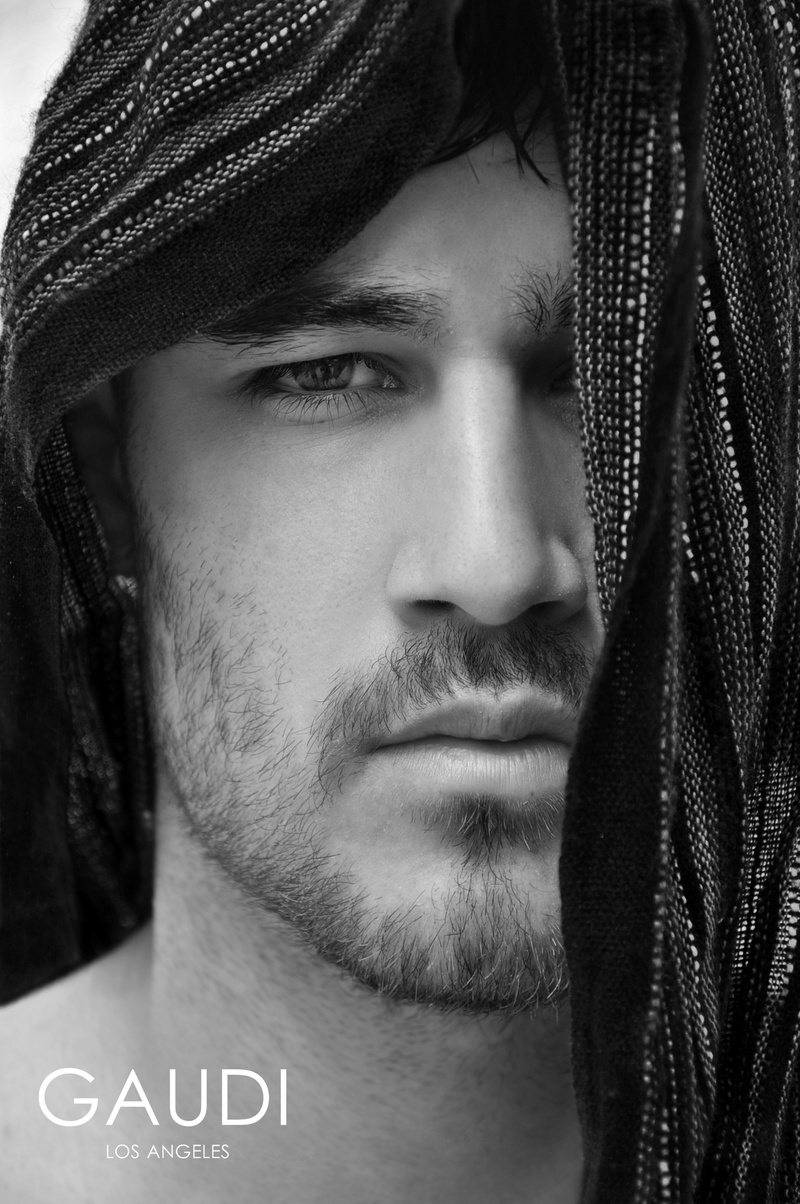 Male model photo shoot of Luis Gaudi in San Antonio