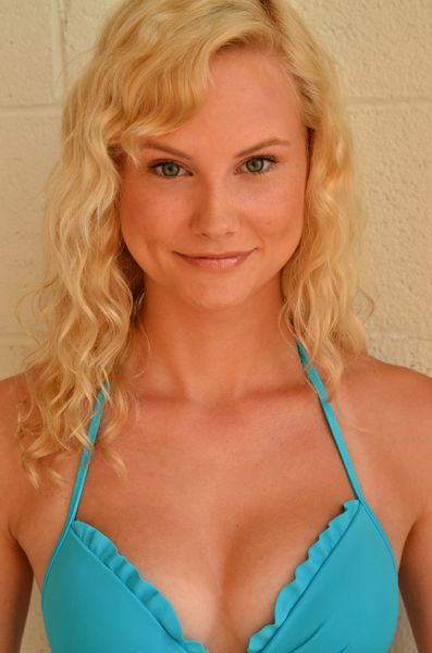 Female model photo shoot of Summer Sebring