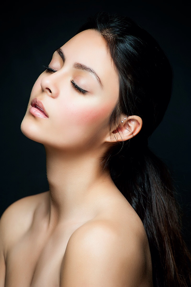 Female model photo shoot of Anayeli 