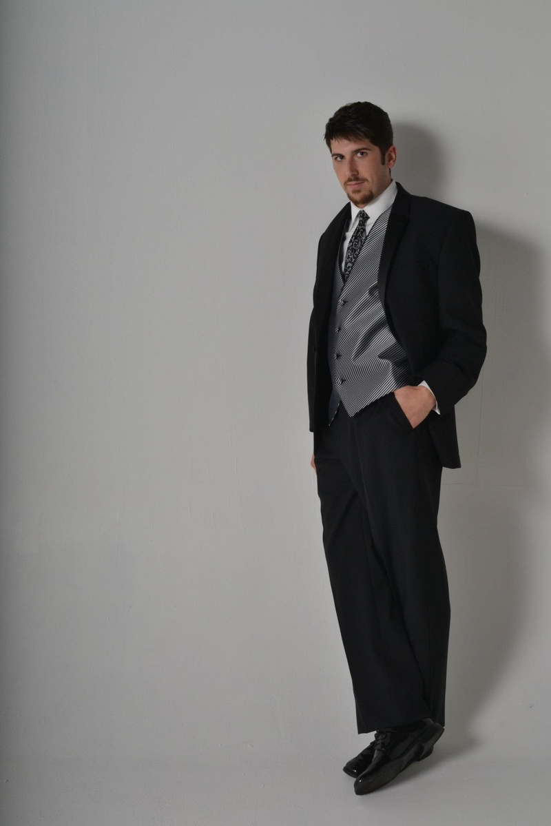 Male model photo shoot of Michael Horsley