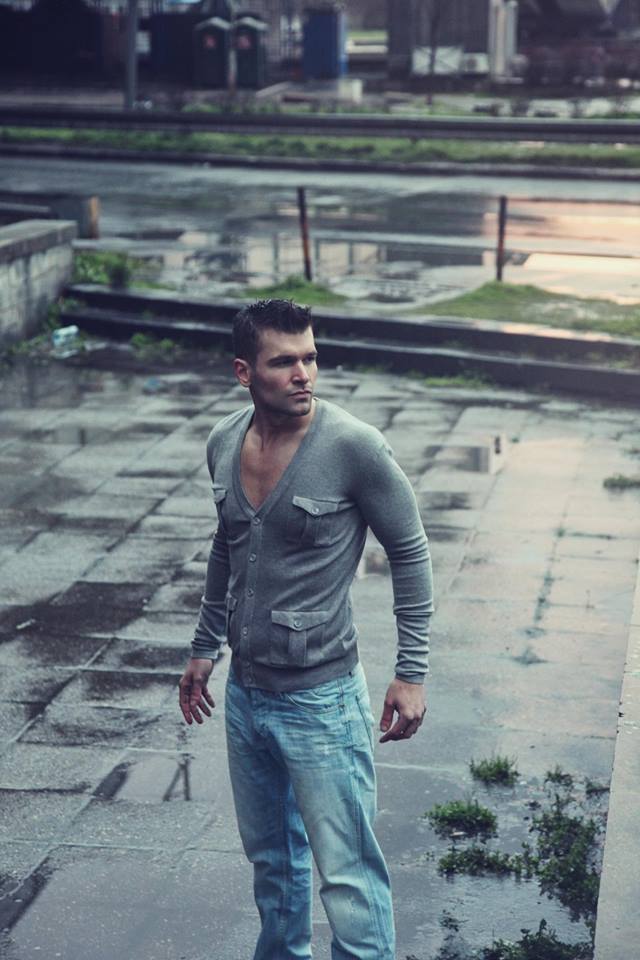 Male model photo shoot of Danijel Barak