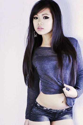 Female model photo shoot of Angela Chung