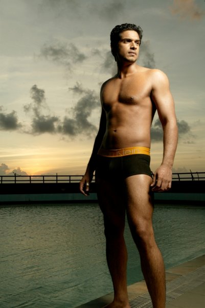 Male model photo shoot of Pat Kakkat