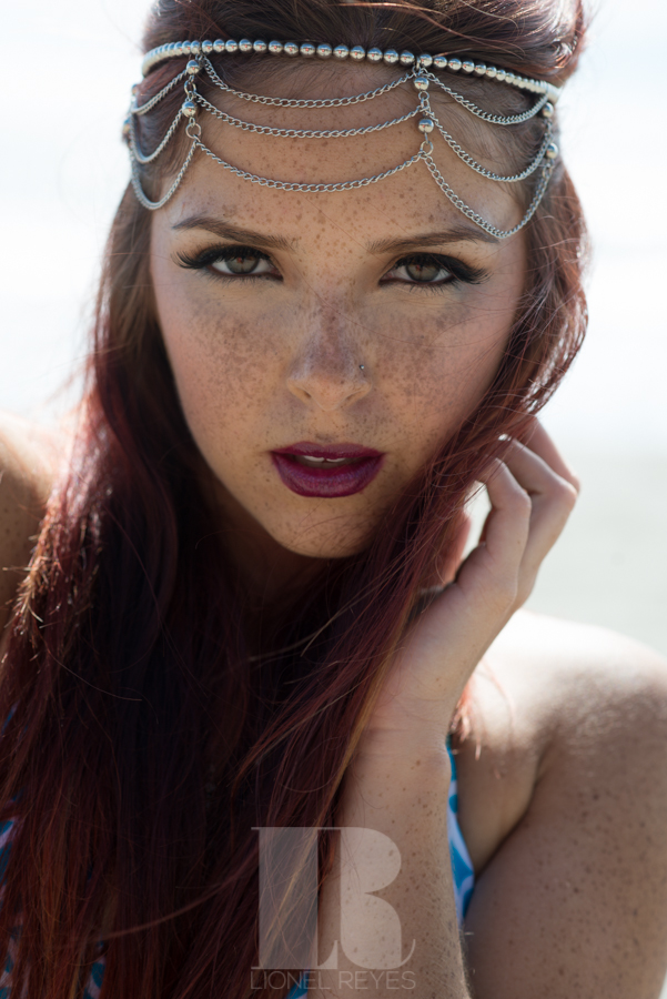 Female model photo shoot of Summer Brazell MUA