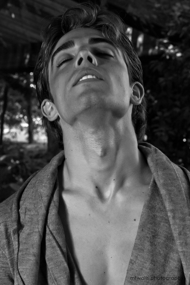 Male model photo shoot of Ivan Delgado del Rio