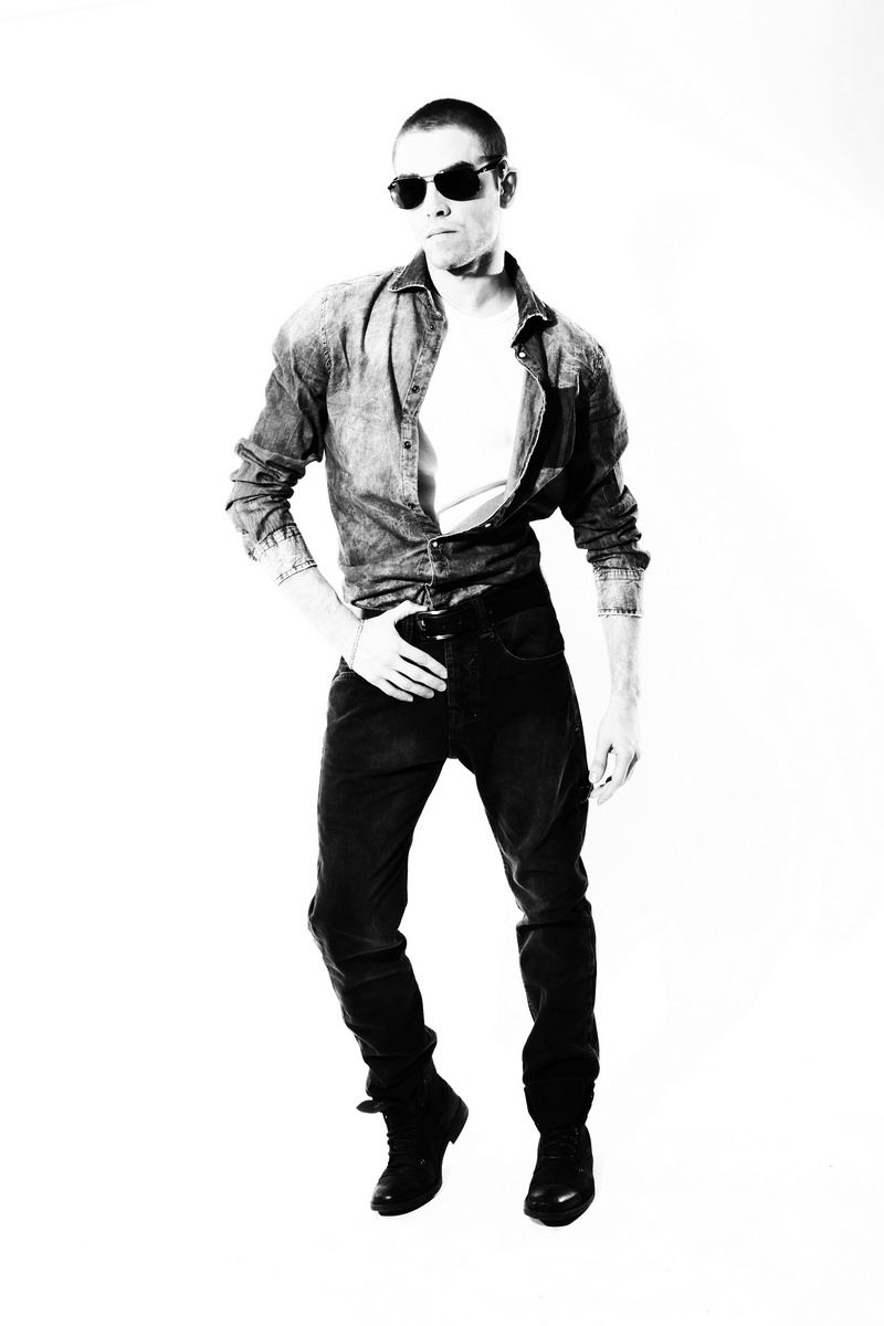 Male model photo shoot of Ivan Delgado del Rio