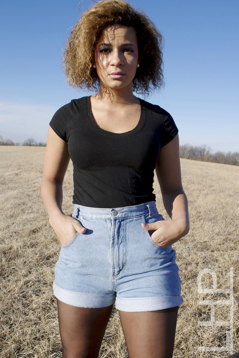 Female model photo shoot of LauraHarbruckerPhoto in Kansas City, MO