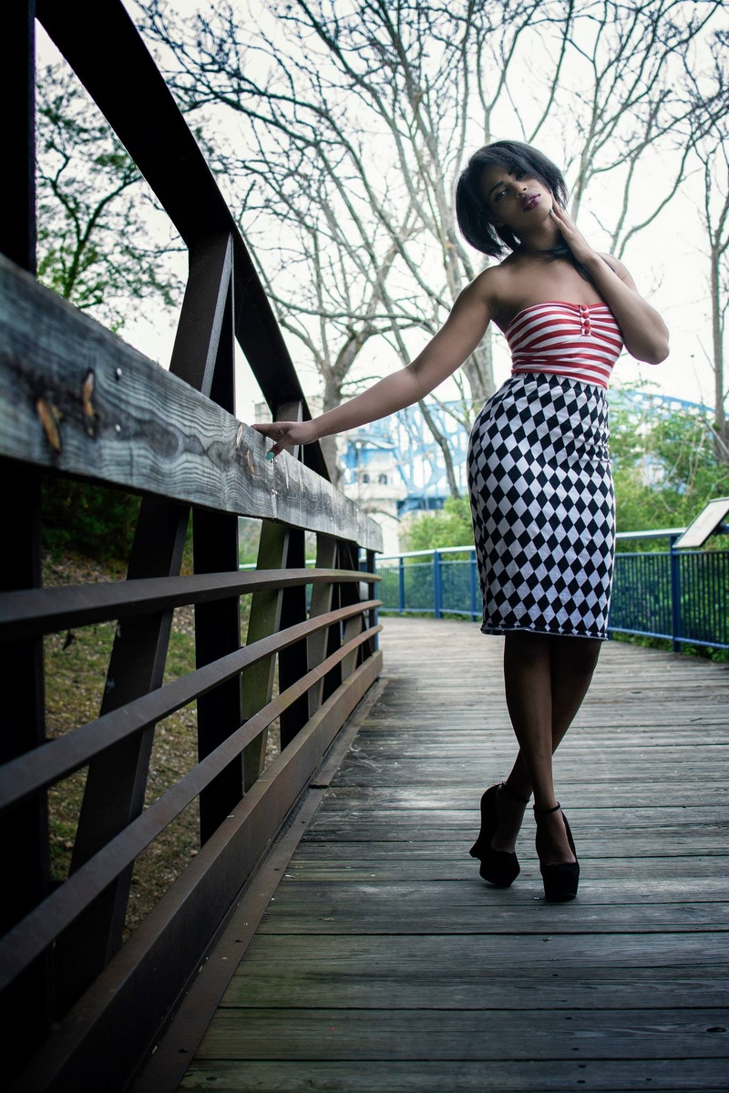 Female model photo shoot of JamaicanModel21