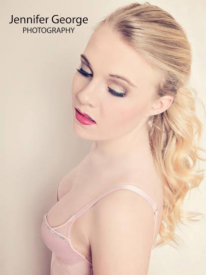 Female model photo shoot of Alexx White
