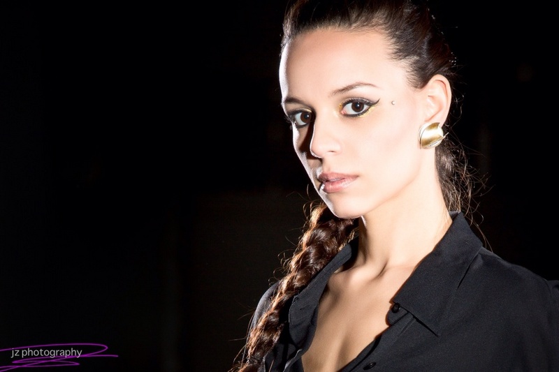 Female model photo shoot of Desire Reggiannini