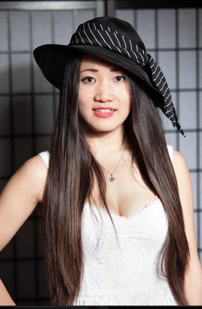 Female model photo shoot of Emily Zhu