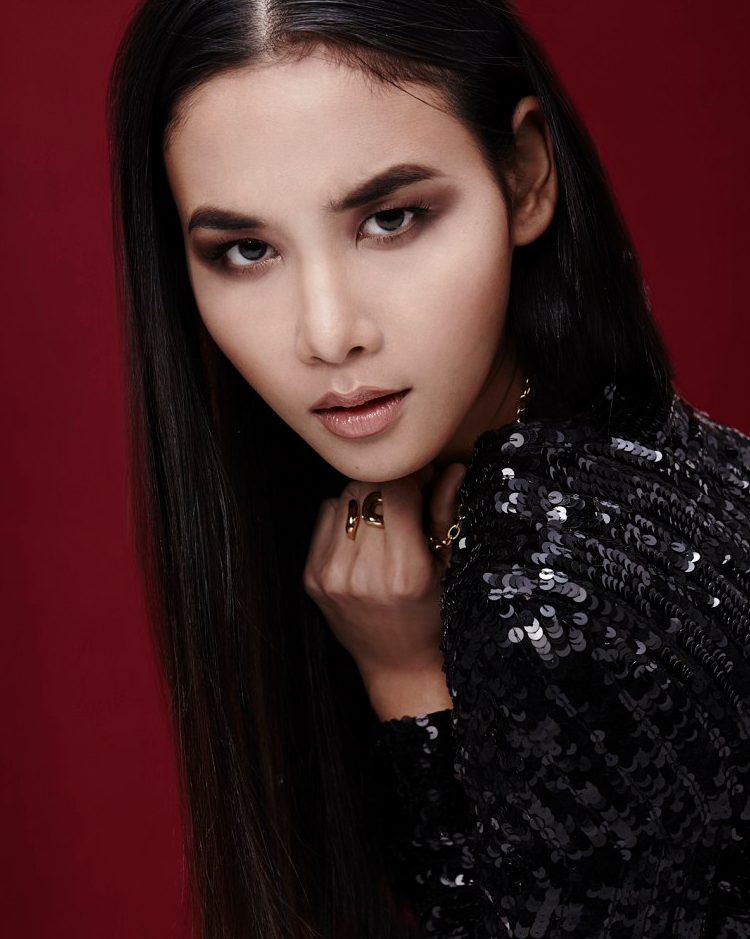 Female model photo shoot of Morgan Jordan Stylist, makeup by Rahi M
