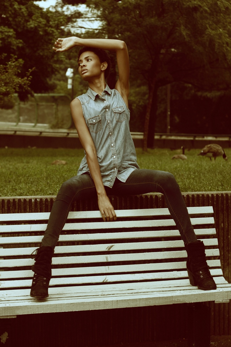 Female model photo shoot of Alexandra Mark