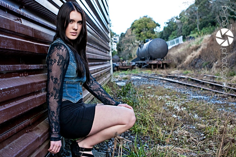 Female model photo shoot of Rhiannon Morgan