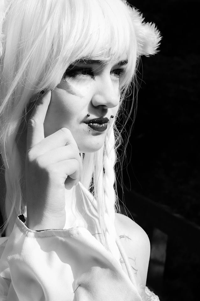 Female model photo shoot of Amy Lisica in Rouken Glen Park