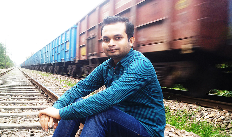 Male model photo shoot of Shuvo Roy