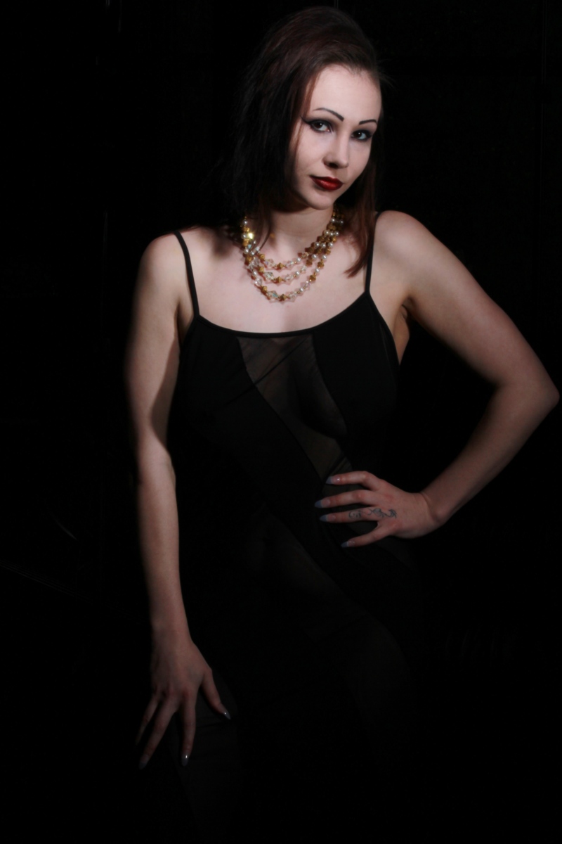 Female model photo shoot of Violet LeStrange by L Bass