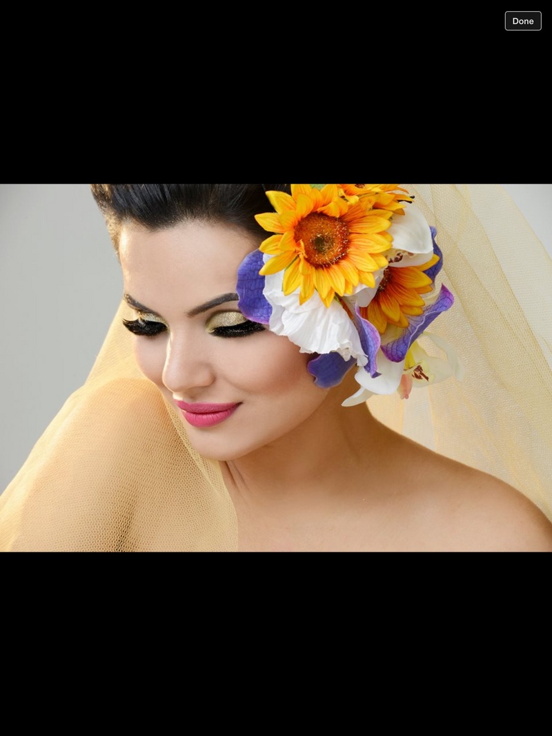 Female model photo shoot of Aysha Abbasi Makeup